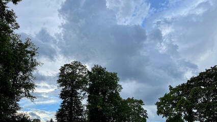 Obraz premium Magic sky and clouds. Enchanting view.