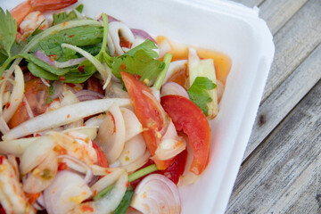 Spicy seafood salad 