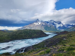 Fototapeta na wymiar Salto Grande Waterfall, Torres del Paine, Chile