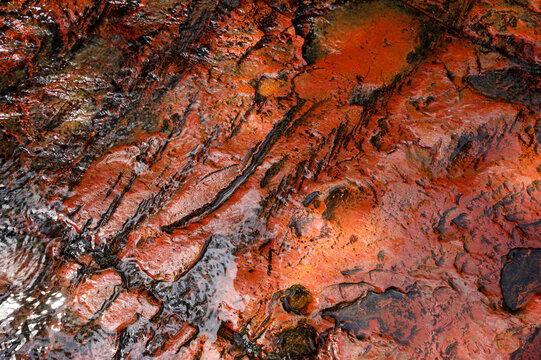 Red jasper riverbed at Quebrada de Jaspe, Jasper Creek, Gran Sabana, Venezuela