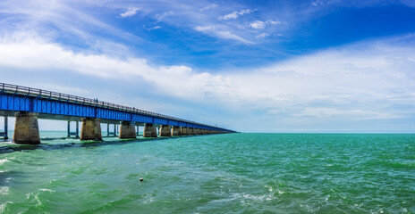 Fototapeta na wymiar Overseas Highway bridge to the Key West, Florida, USA