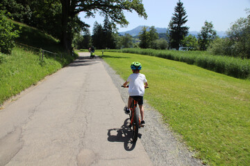 Fototapeta premium Radtour im Allgäu