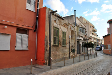 narrow street country