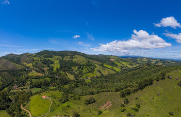 Mountains that form the border between the state of São Paulo and Rio de Janeiro. Mountains, trees and lots of vegetation.