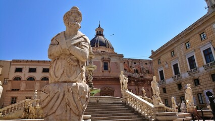 Fontaine de la Piazza Pretoria, Palerme, Sicile, Italie.
