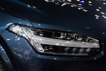 Obraz na płótnie Canvas Projector headlights are LED lights for new cars