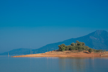A beautiful island in the middle of the dam