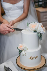 wedding cake. Pie. Dessert. Cut the cake. 