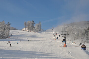 stok, wyciąg narciarski, Jaworzyna Krynicka, zima, śnieg, narciarskie, góra, niebo,...