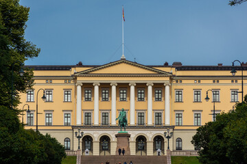 Fototapeta na wymiar View of the Norwegian Parliament in Oslo