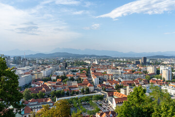 Fototapeta na wymiar View of the city from Ljubljana Castle