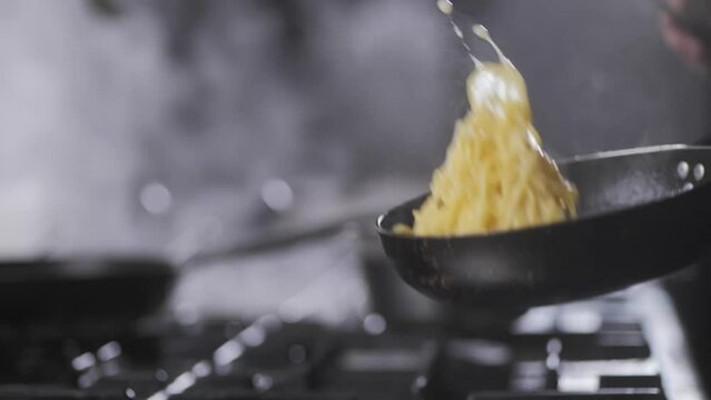 Pasta schwenken