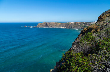 Fototapeta na wymiar Cliffs in the Algarve West Coast