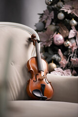 Old reto violin on a vntage brown color texture. - 558166333