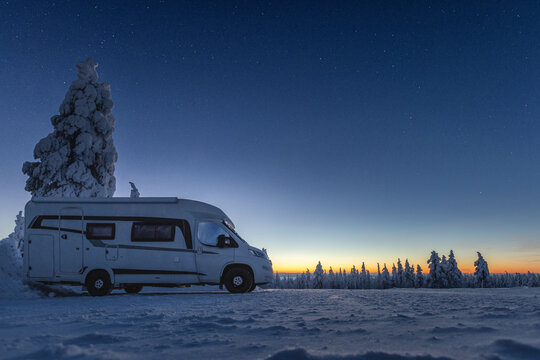 Overnight stay in the camper with wonderful winter landscape