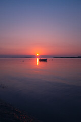Fototapeta premium sunrise over the sea
