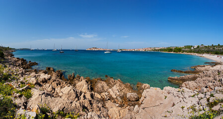 Küstenlandschaft mit Blick auf Primosten,Dalmatien,Kroatien,