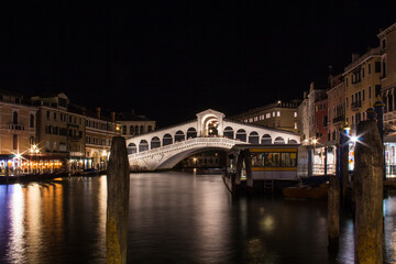 Beautiful view of the Rialto Bridge in Venice, Italy