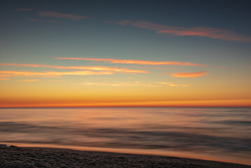 Fototapeta na wymiar purple sunset over the sea