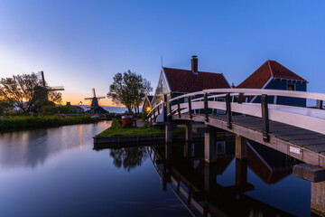 Obraz premium Idyllic stillness in the evening in Zaandam