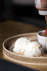 vanilla cream with chocolate