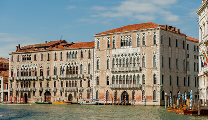 Fototapeta na wymiar Ancient houses on the Grand Canal in Venice