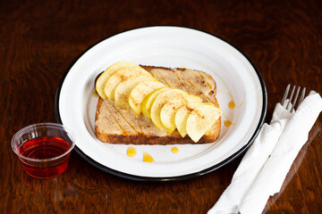 apple toast