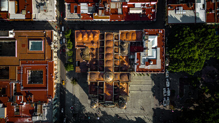 Catedral de Oaxaca con dron vista desde arriba 
