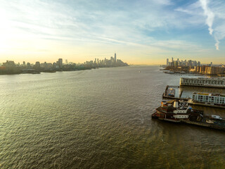 Naklejka premium Aerial Drone Sunrise in Weehawken New Jersey