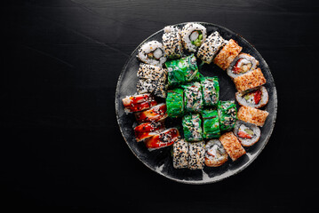 Obraz na płótnie Canvas set of sushi roll in plate