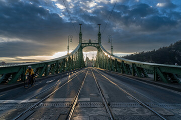 Naklejka premium Empty bridge at sunset, Liberty Bridge in Budapest