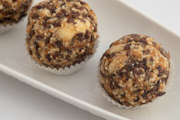 Flaxseed And Sesame Ladoo Also Known As Alsi Til Badam Ladddu Or Ellu Unde Magic Laddoo Is Winter Special Immunity Boosting Sweet Balls Made Of Gur Or Gud In Ghee. Enjoyed On Makar Sankranti and Lohri