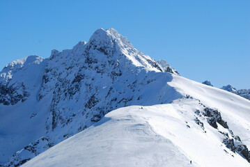 Fototapeta na wymiar Świnica, Tatry, góry, zima, śnieg, szczyt,