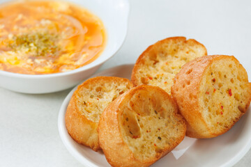 ガーリックバタートースト