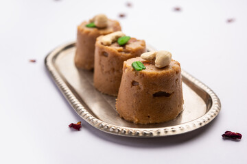 Atta Pinni is a traditional Punjabi winter delicacy, sweet made with wheat flour, ghee, dry fruits