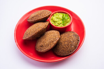 Foxtail Millet Idli Recipe is a healthier version of idli, made with foxtail millets and urad dal