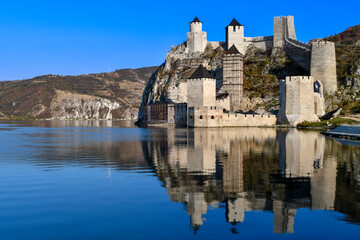 Fototapete bei efototapeten.de bestellen   