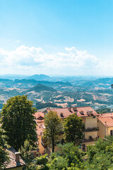 Fototapeta na wymiar Panoramic view of the valley from the mountain on which San Marino is located