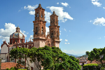 Fototapeta na wymiar Templo de Santa Prisca de Taxco de Alarcón