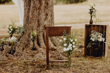 Cérémonie de mariage laïque en pleine nature