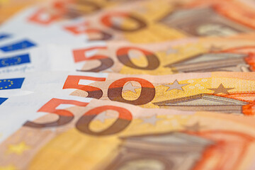 Euro- Geldscheine in einer Nahaufnahme