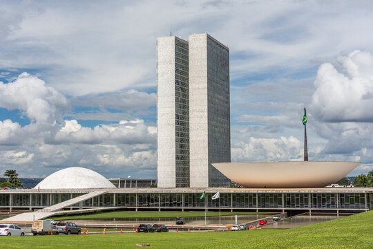 Monumental Axis Avenue and Brazilian National Congress - Brasilia, Distrito  Federal, Brazil Editorial Image - Image of government, landmark: 125698920