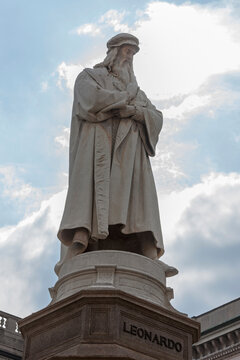 Low angle view of a statue of Leonardo da Vinci, Piazza Della Scala , Milan, Italy