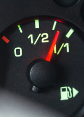 Full tank. Fuel level indicator in the car