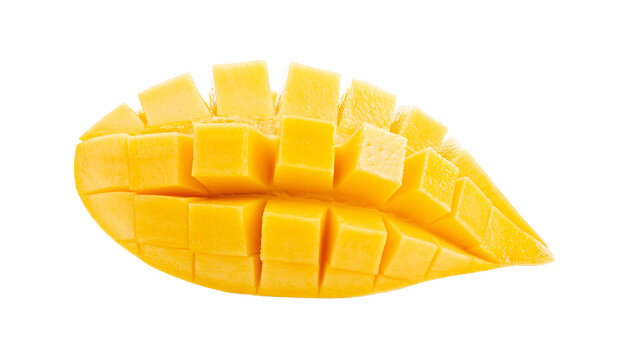 mango slices on transparent png
