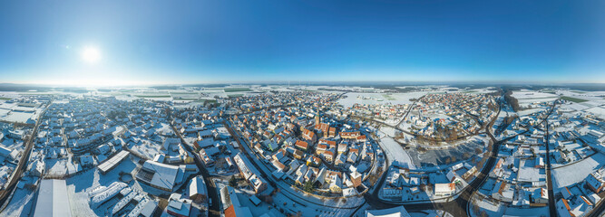 360° Ausblick auf das idyllisch verschneite Wolframs-Eschenbach