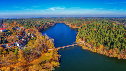 Olsztyn na Warmii - jezioro Długie, las miejski. - obrazy, fototapety, plakaty