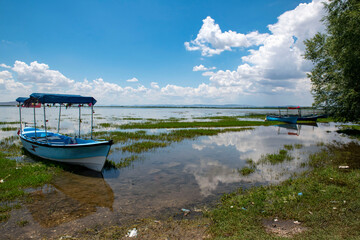 Obraz premium Civril Isikli Lake in Denizli Turkey.