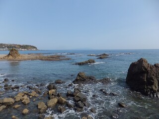 伊豆の海岸、春の海