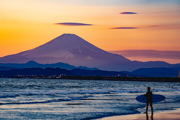 Fototapeta premium 夕焼けの富士